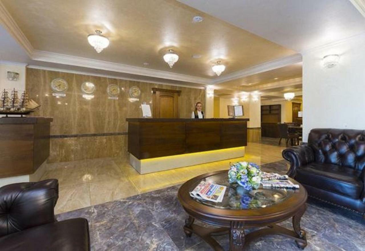 Hotel Cheluskintsev Gagry Exterior photo