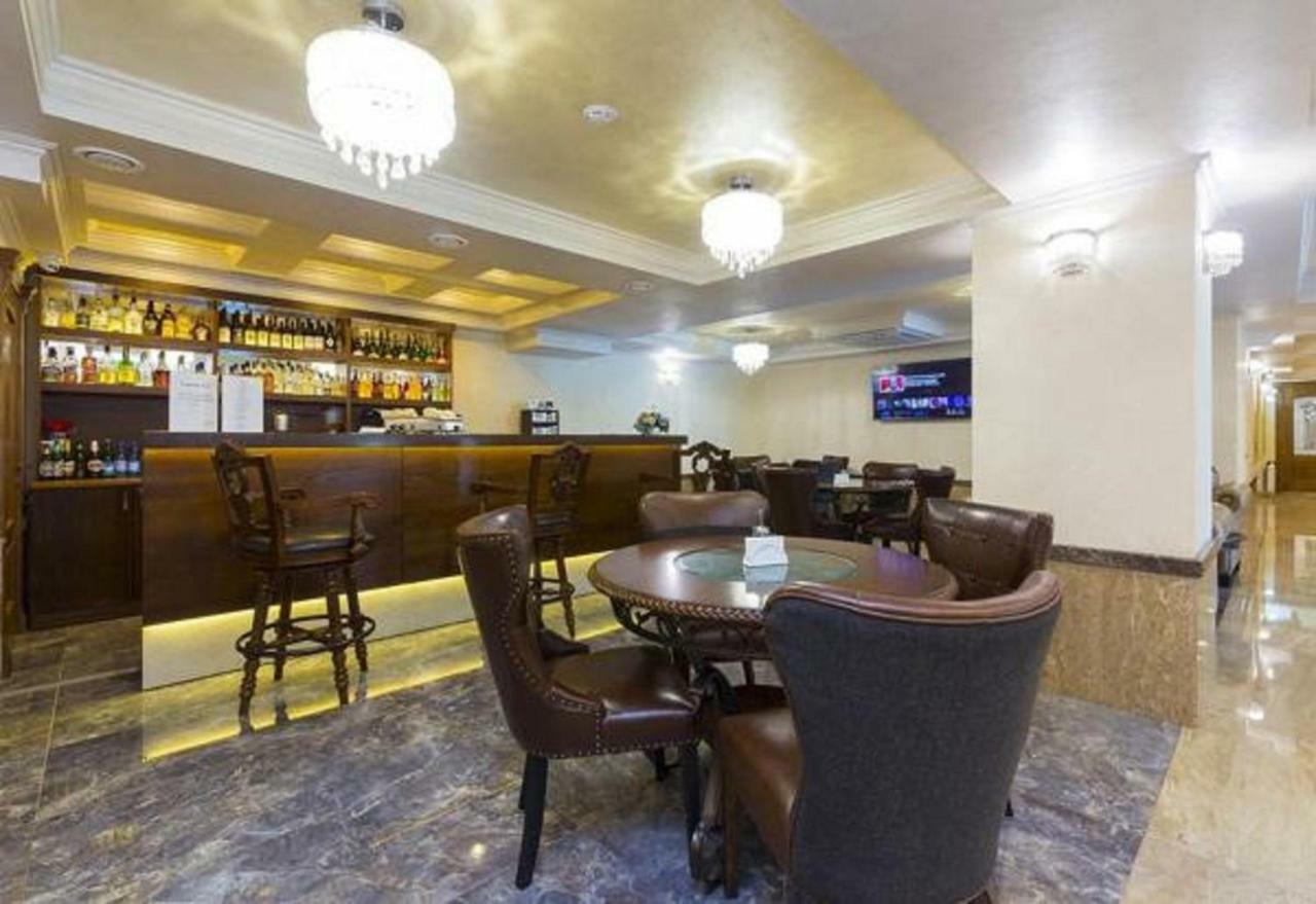 Hotel Cheluskintsev Gagry Exterior photo